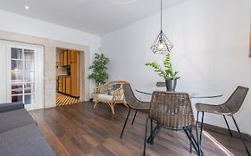 Alfama'S Heart Apartment By Lovelystay